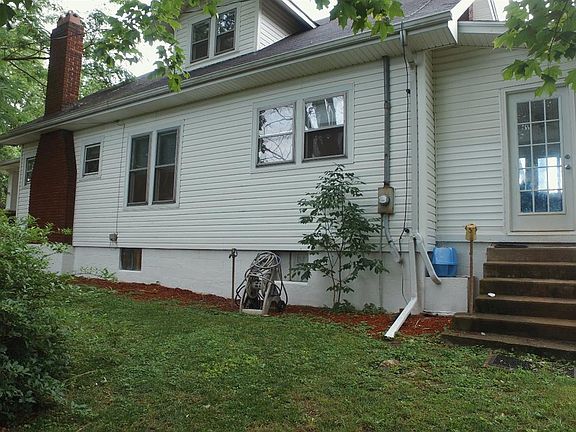 4th image of 434 Horseshoe Dr