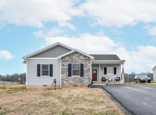 208 Stratford Pl, Madison Heights, VA