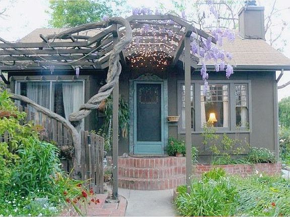 5th image of 1815 Avalon St