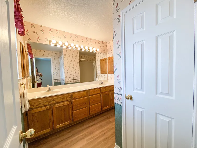 1663 Lantana Cir — Photo 10