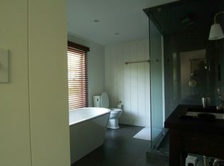 39 N Main St, East Hampton, NY 11937