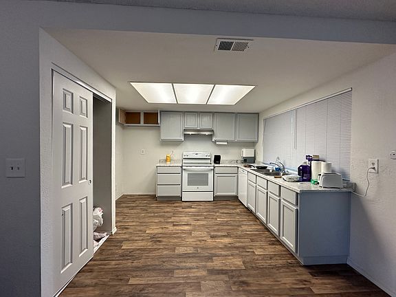 2nd image of 7369 Alden Way