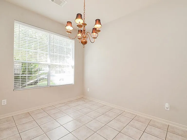 18334 Grove Brook Ln — Photo 9