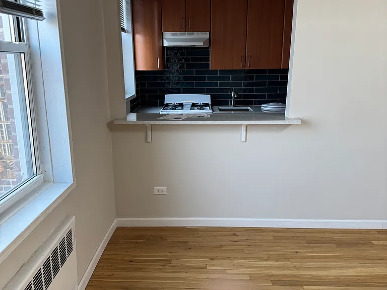 2939 Avenue Y #3A — Photo 5