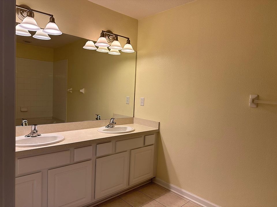 1st image of 11418 Campfield Cir