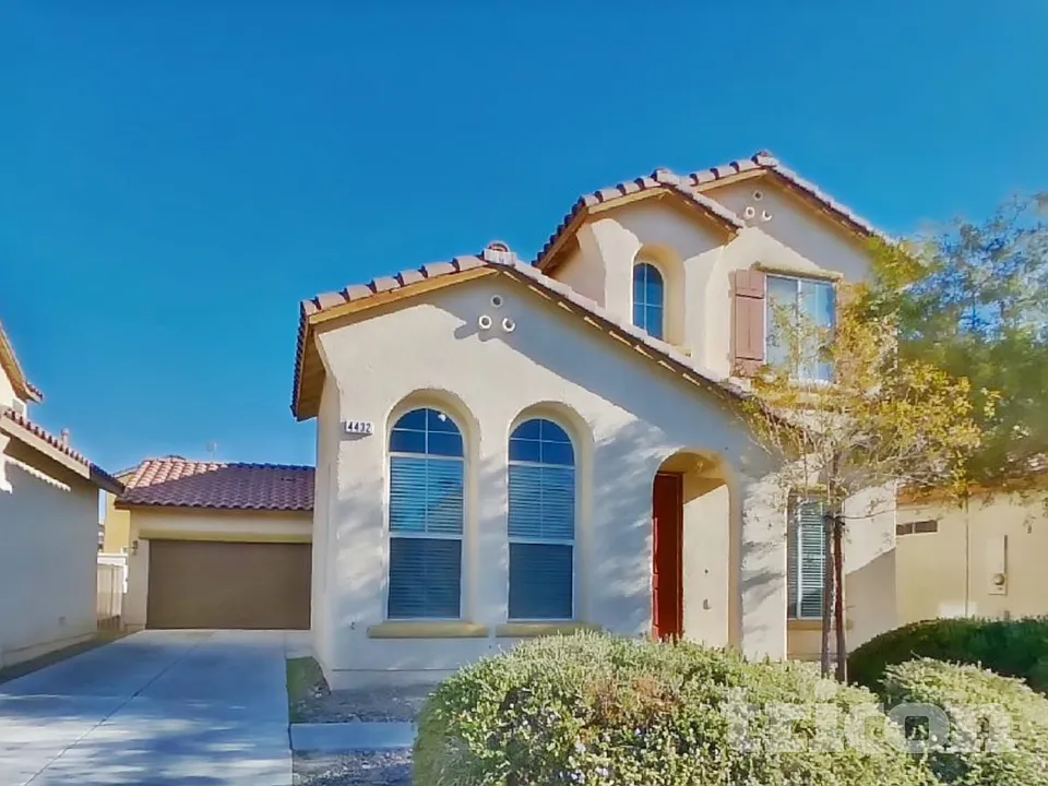 4432 Santa Clarita Ave