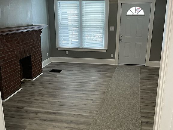 2nd image of 779 Seymour Ave