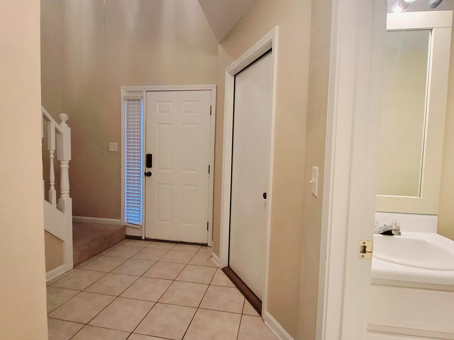 134 S Springview Dr — Photo 4