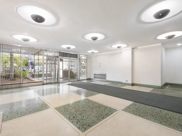 3130 Grand Concourse image 23 of 26