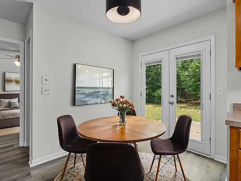 143 Allans Mill Dr — Photo 4