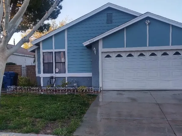 2911 Nandina Dr, Palmdale, CA 93550