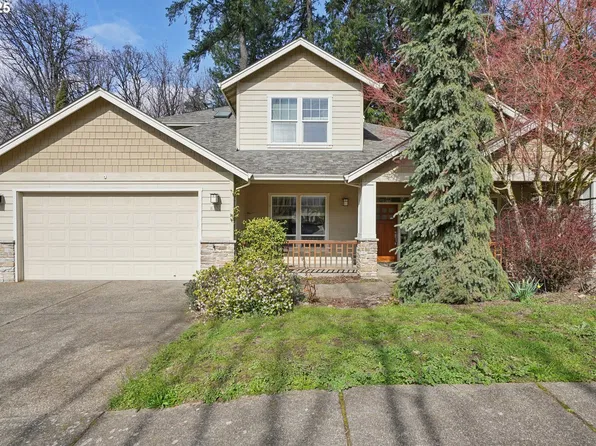 8320 SE Aspen Summit Dr, Portland, OR 97266