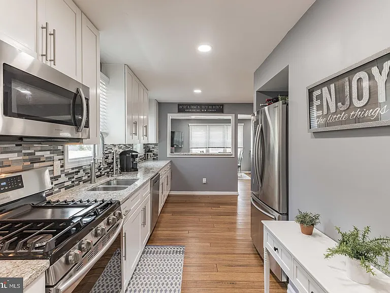 215 W Gloucester Pike — Photo 13