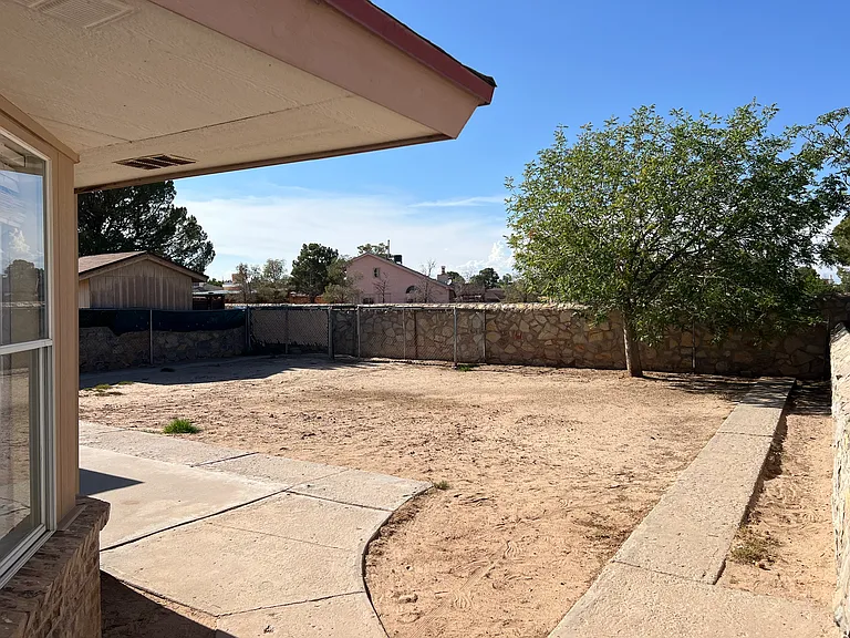 Gambel Quail Dr — Photo 40