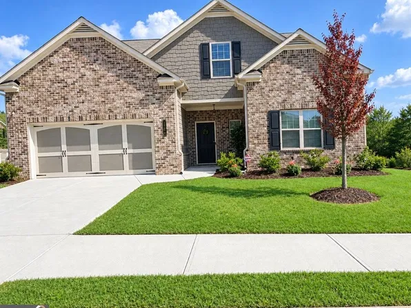 1104 Kingston Hill Dr, Loganville, GA 30052