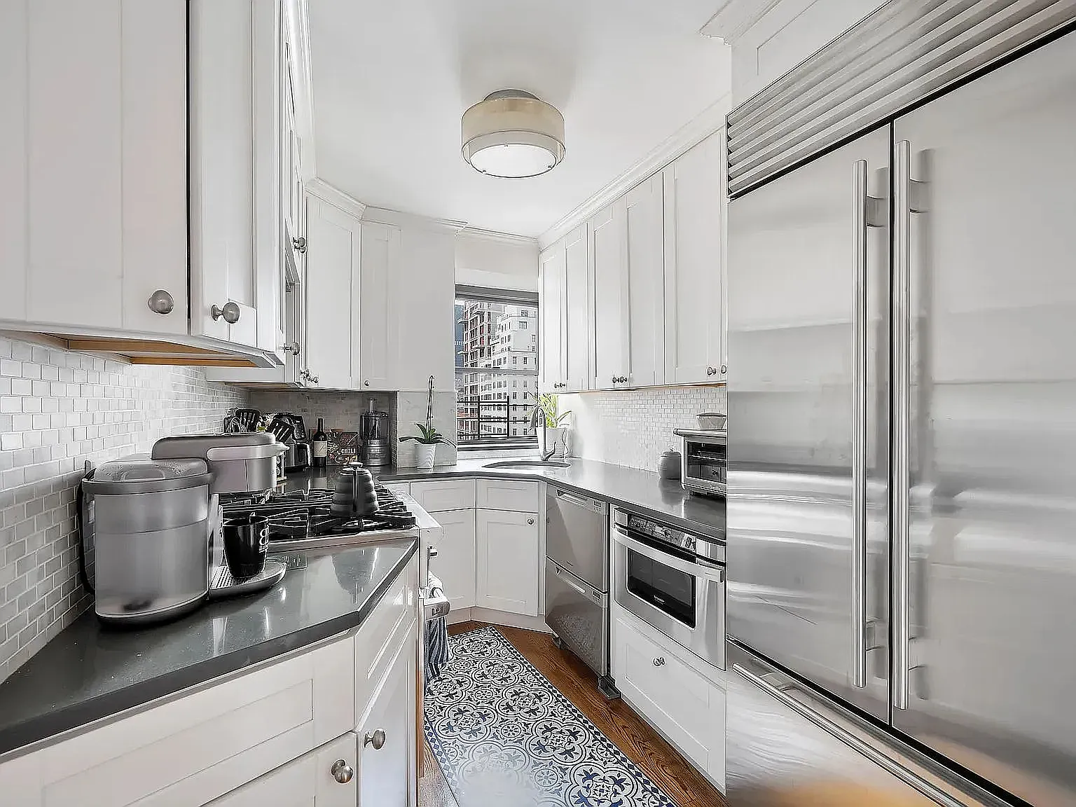 301 East 64th Street — Photo 3