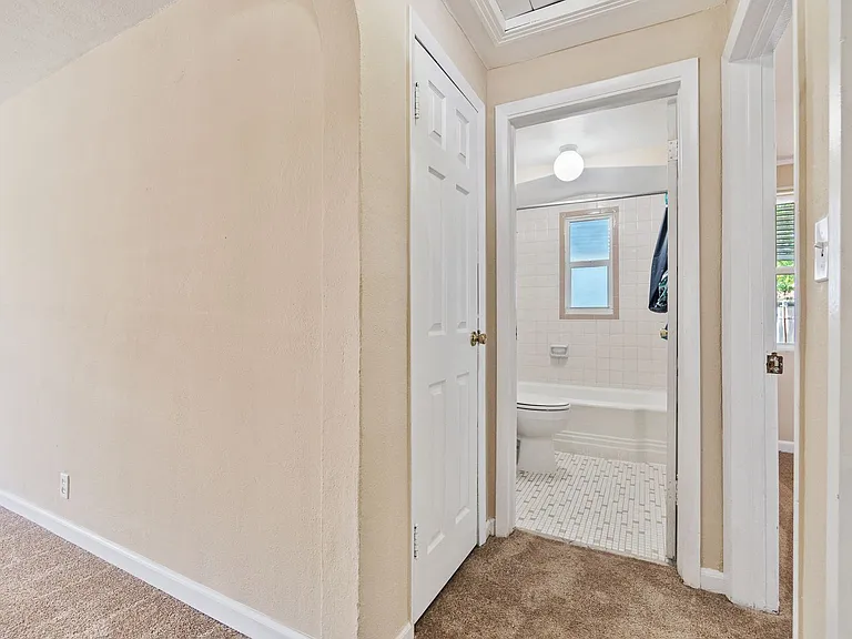 608 Missouri Ave — Photo 22