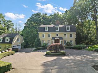 25 Oak Knoll Dr, Sewickley, PA 15143
