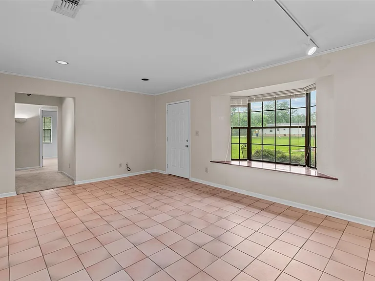 4848 Wickwillow Ln — Photo 6