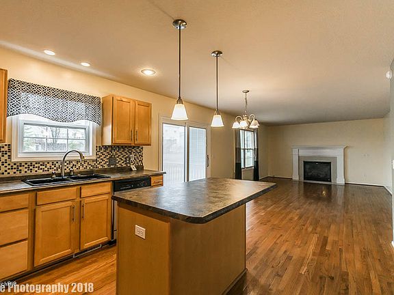 3rd image of 6571 Avalon Dr SE