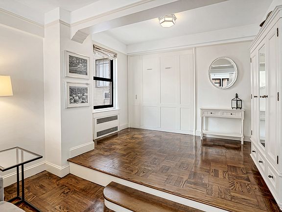 4th image of 123 E 37th St #7A