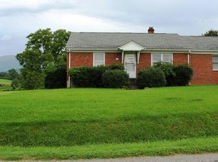 4501 Retreat Rd, Boones Mill, VA 24065