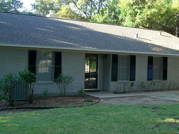 2nd image of 215 Chaparral Dr