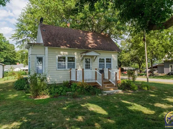 611 Cedar St, Overbrook, KS 66524