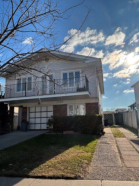 1st image of 3770 Hylan Blvd #1F