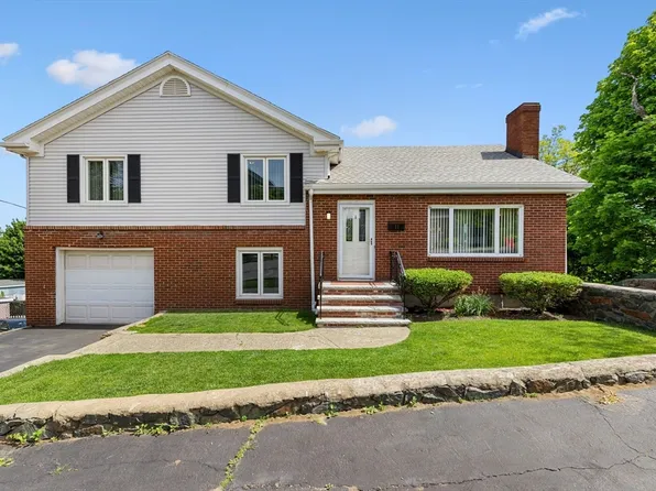 11 Adams St, Salem, MA 01970