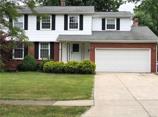 317 Ranch Trl, Williamsville, NY 14221