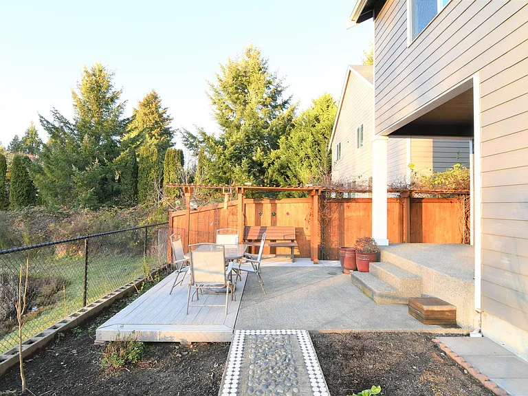 5013 Black Rock Loop SE — Photo 41