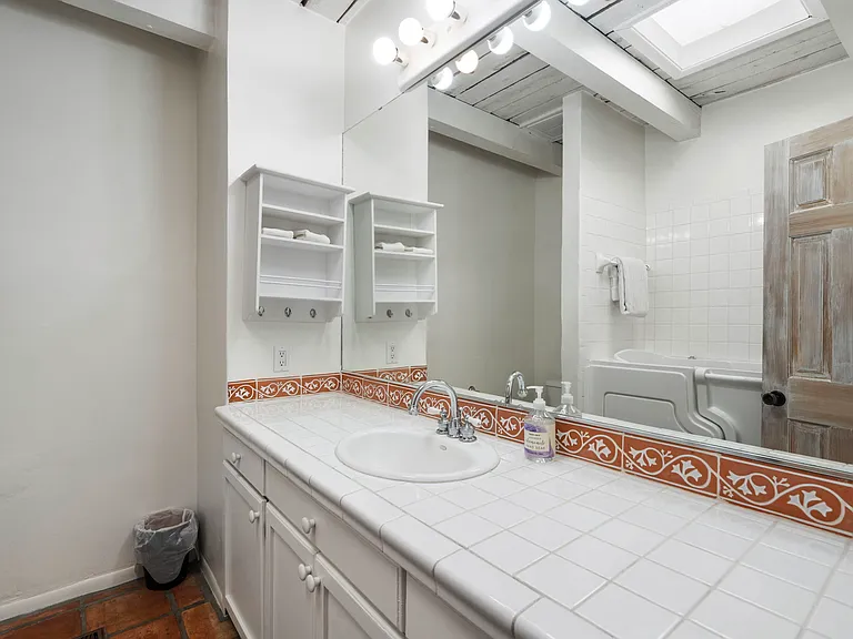 Primary Suite Bathroom / En Suite