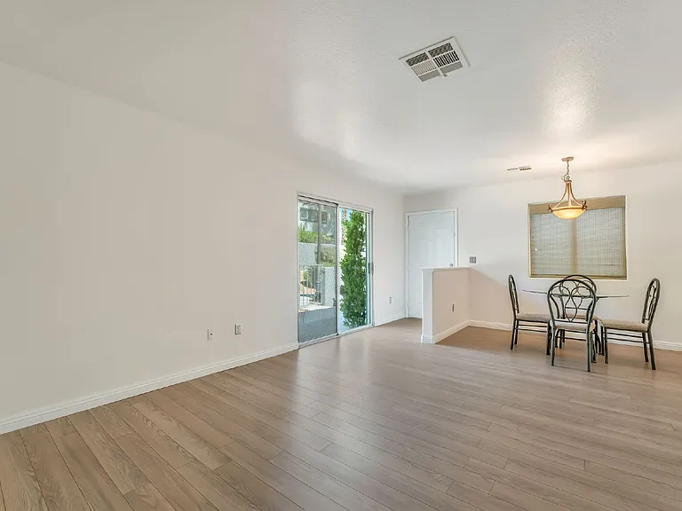 5267 Westwind Rd — Photo 13