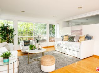 2221 Ocean Ave APT 102, Santa Monica, CA 90405