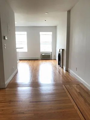 Rented by Level Group | media 25