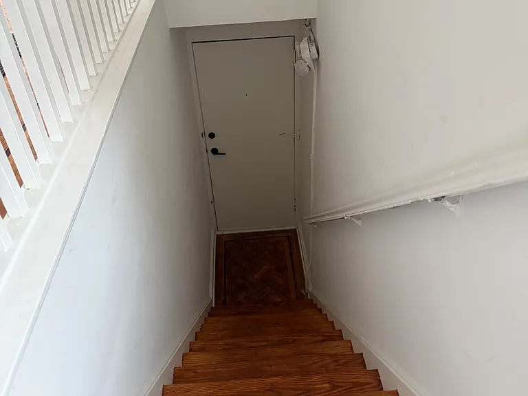 33 Grumman Ave #2 — Photo 8