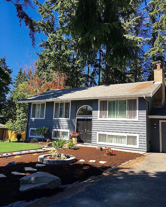 1st image of 13010 NE 87th St