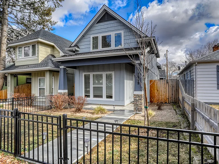 1818 S Grant Ave — Photo 2