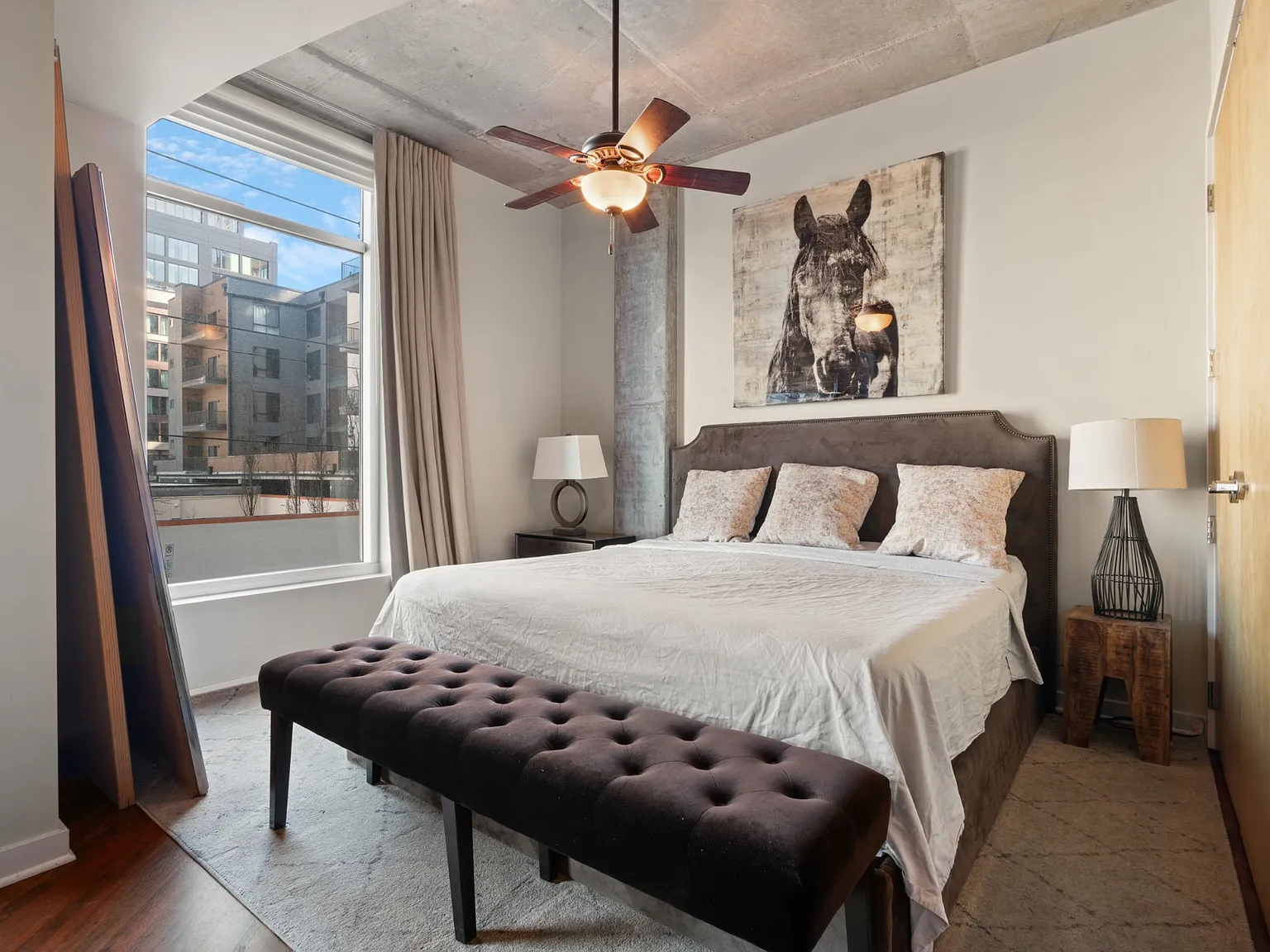 Studio, 657 sqft, $2,000 — Photo 3