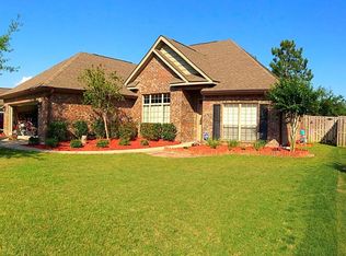 38 Concert Ct, Freeport, FL 32439