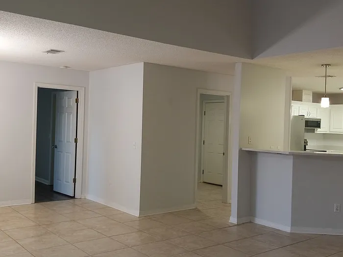 6787 Rickwood Dr — Photo 24