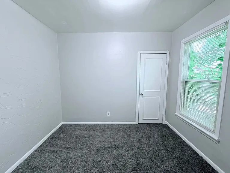 10419 Ignatius Ave #2 — Photo 8