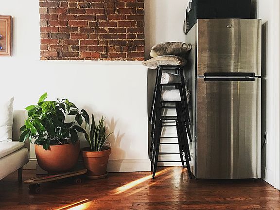 4th image of 426 Jefferson Ave #4