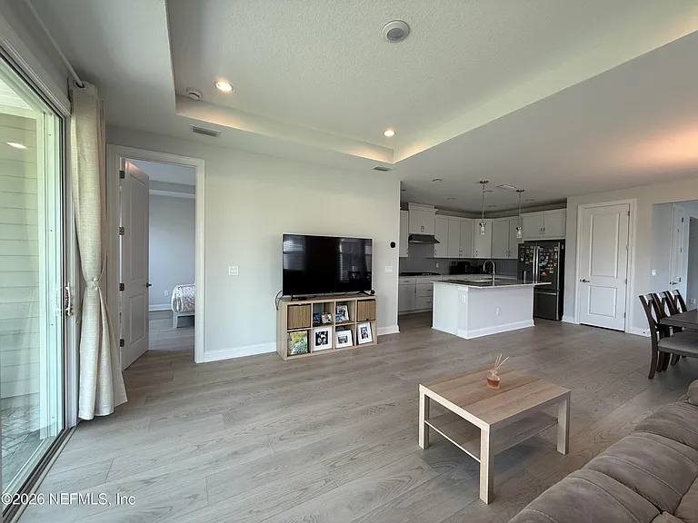 229 Cool Springs Ave — Photo 9