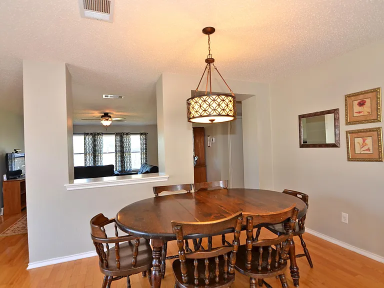 2514 Byfield Dr — Photo 11
