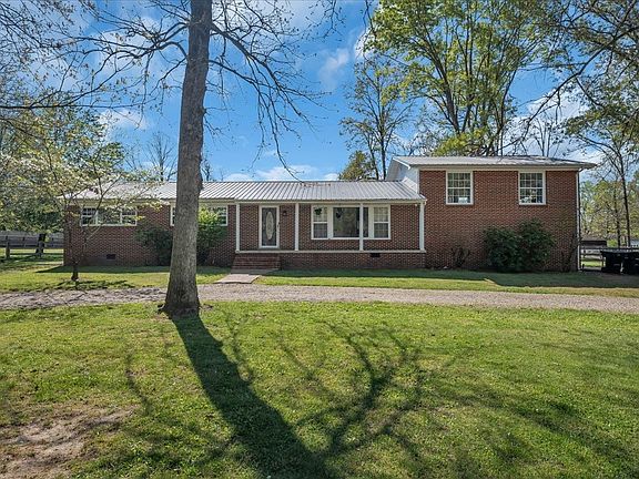4th image of 105 Inglewood Dr