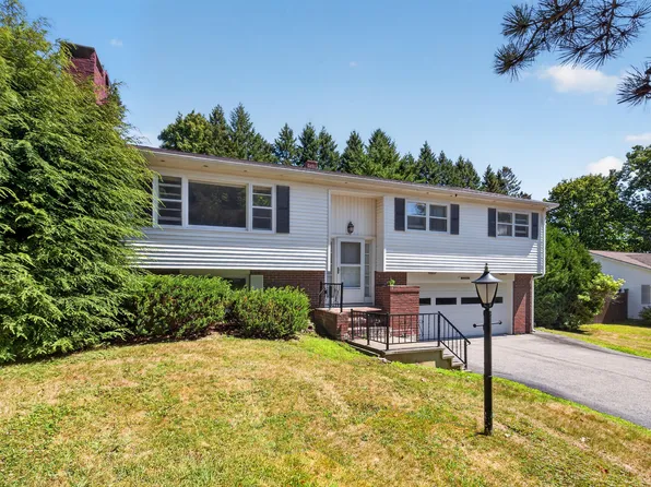 12 Mountain View Drive, Hampden, ME 04444