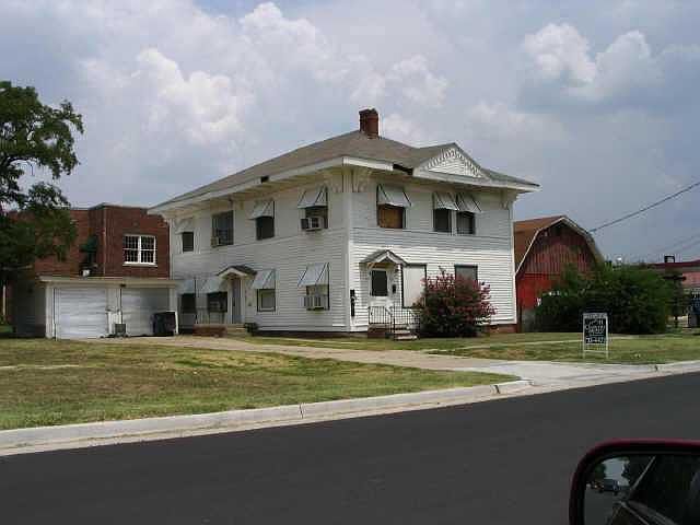 2nd image of 1407 NW 27th St