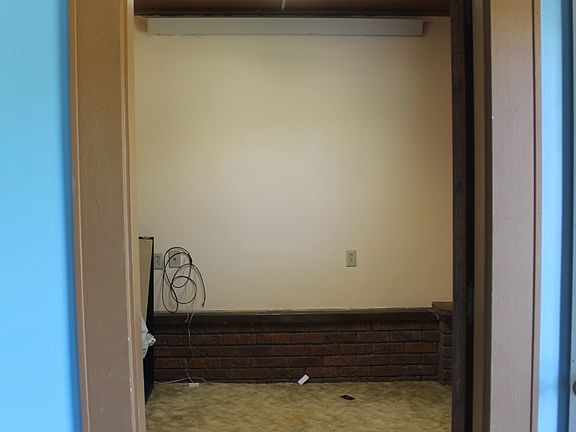 3rd image of 601 Howard Ave
